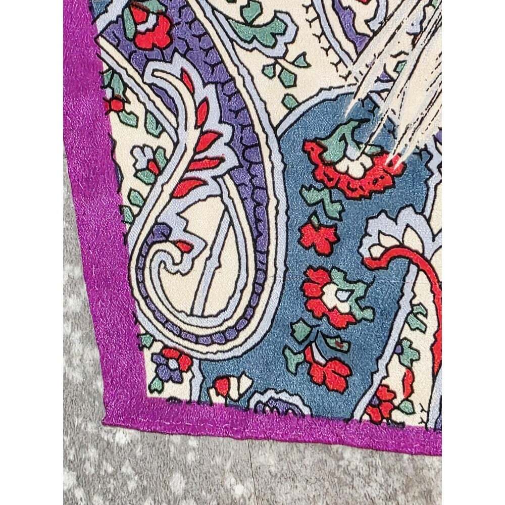 Vintage Butterfly And Bee Floral Paisley Silk Scarf - Picture 7 of 7